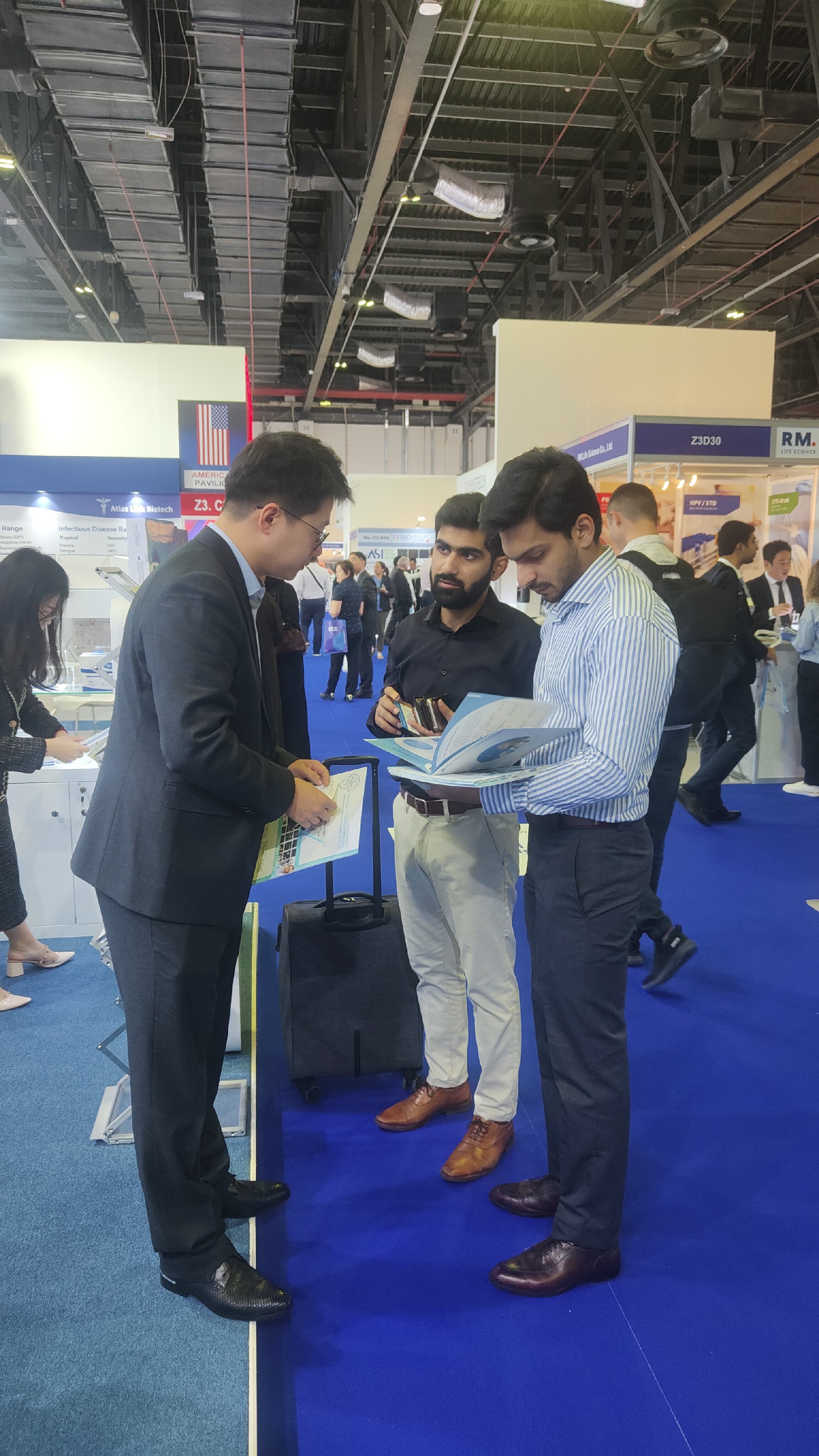 1708505929376322.jpg 1 (12).jpg